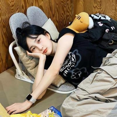 三女休夫